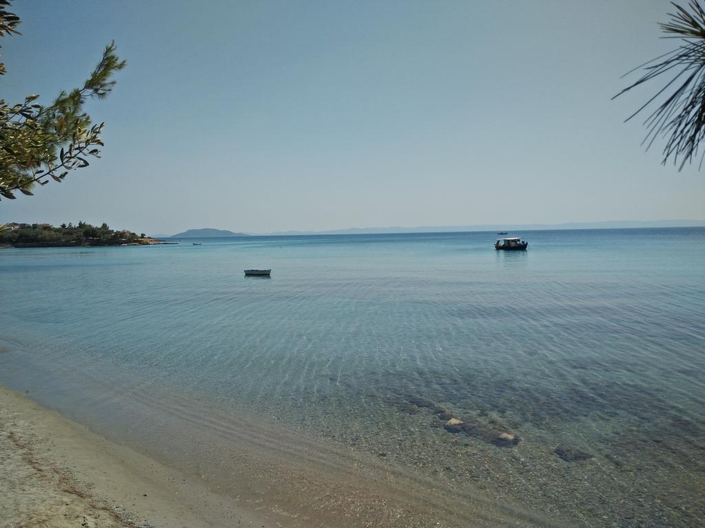 Moriel Seaside Homes Suites Elia Nikitis Exterior photo